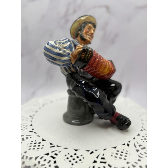 Royal‎ Doulton 2172 Retired Jolly Sailor w/ Accordion Figurine, 6.75" Tall - Picture 2 of 16